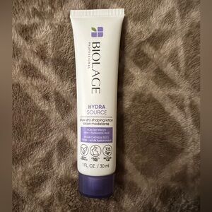 Biolage Hydrating Blow Dry Lotion 1oz - Salon Results at Home! 5 for $25 sale